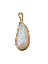 Rainbow Moonstone Pendant