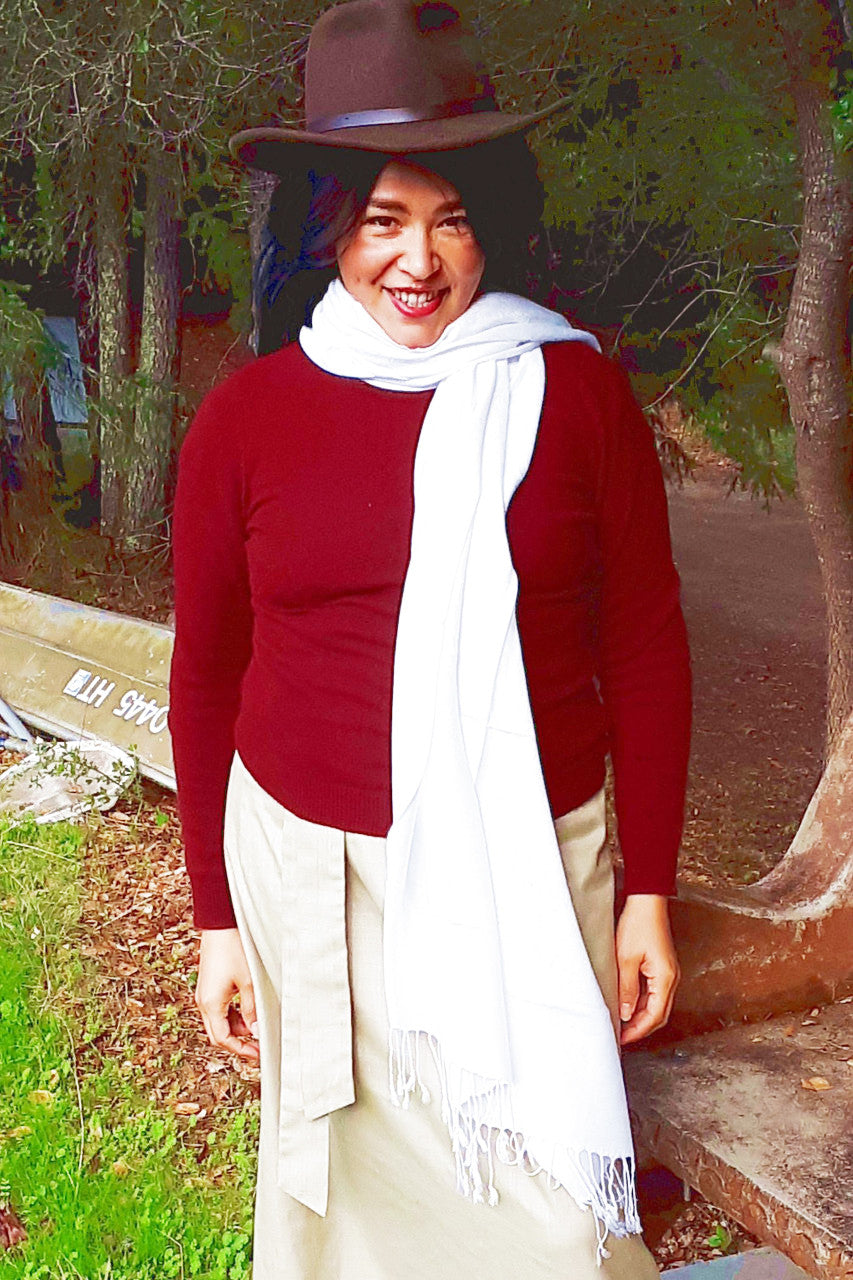 White Pashmina Shawl, Lt.
