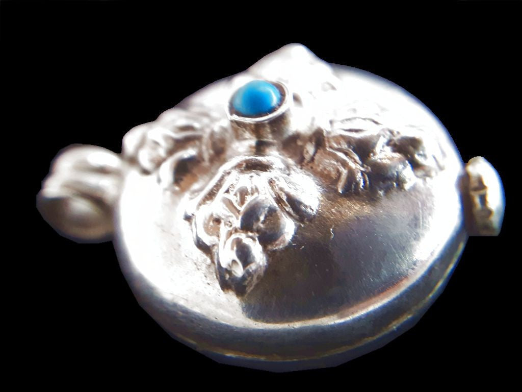 Small Silver Gau Round