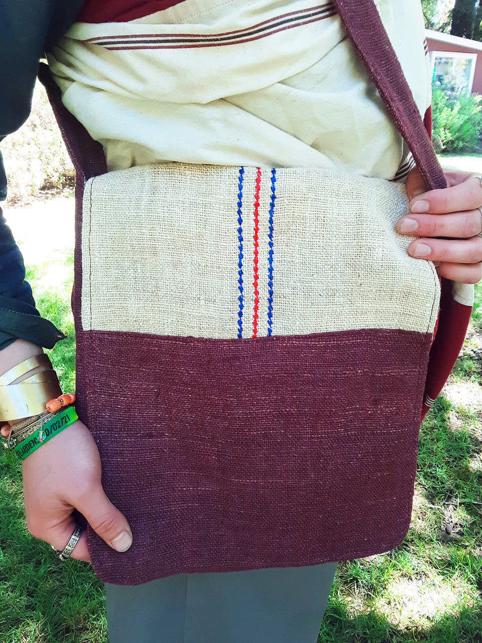 Ngagpa Shoulder Bag, Maroon Hemp