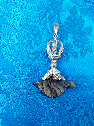 Silver Driguk Pendant with Meteorite Blade