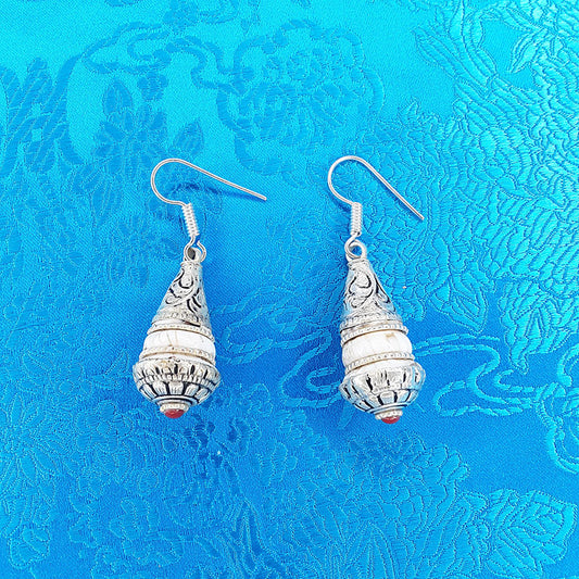 Conch with Silver Earrings