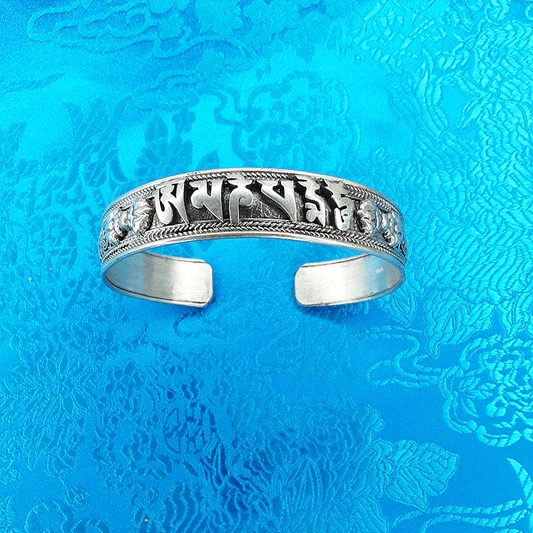 Silver Mani Bracelet
