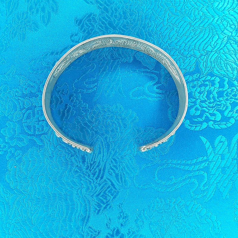 Silver Mani Bracelet