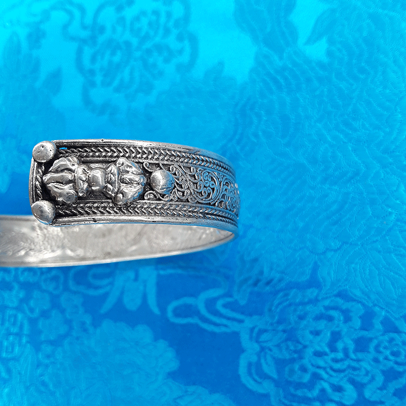 Silver Mani Bracelet