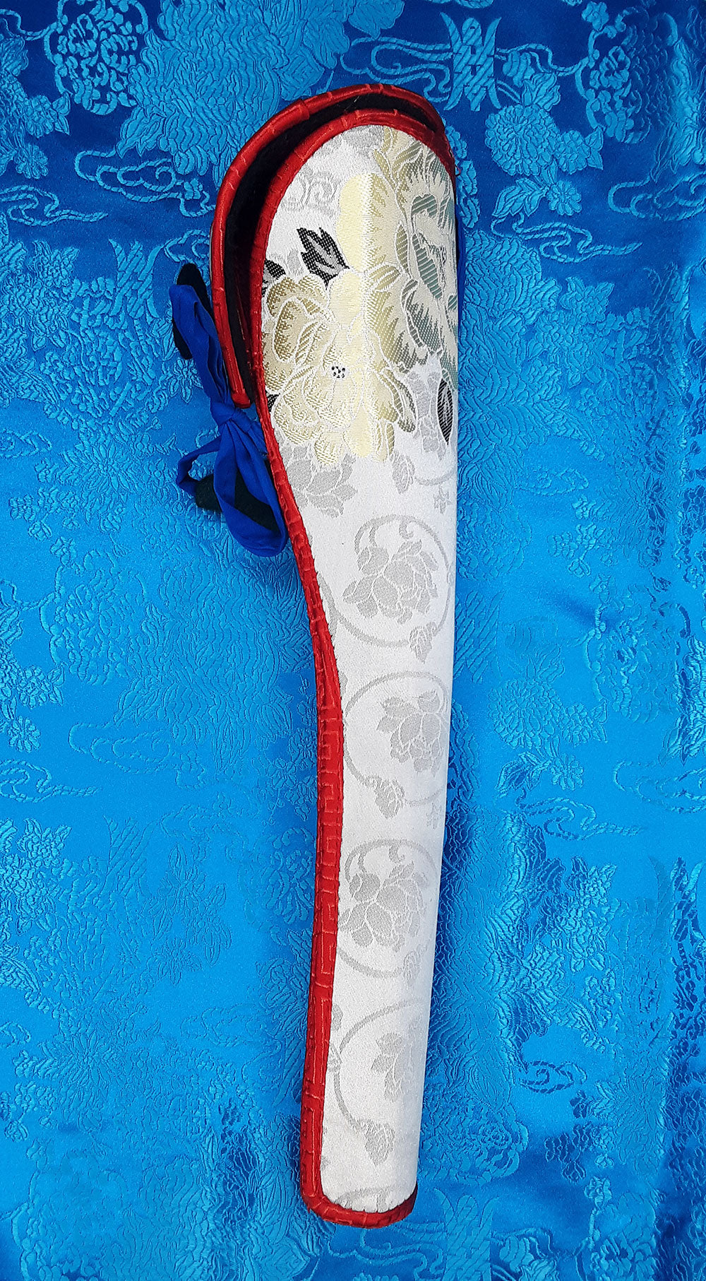 Resin Kangling w/ Brocade Case 12.5"